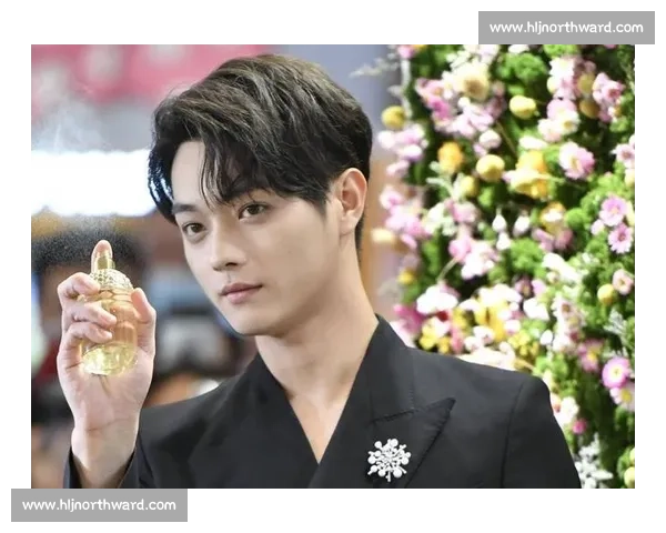 许凯携手众演员共谱精彩剧情新篇章 引领新剧潮流掀起观众热议